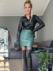 Leather skirt DS-561 green python imprint